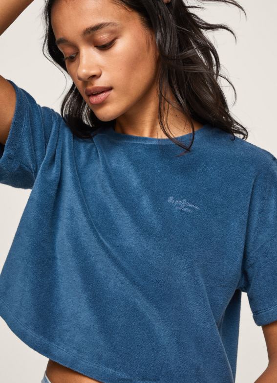 women_jarman_pepe_jeans_cropped_fit_velvet_t_shirt_60j40461.jpg Women Jarman Pepe Jeans Cropped Fit Velvet T-Shirt 60J40461 - Image 1